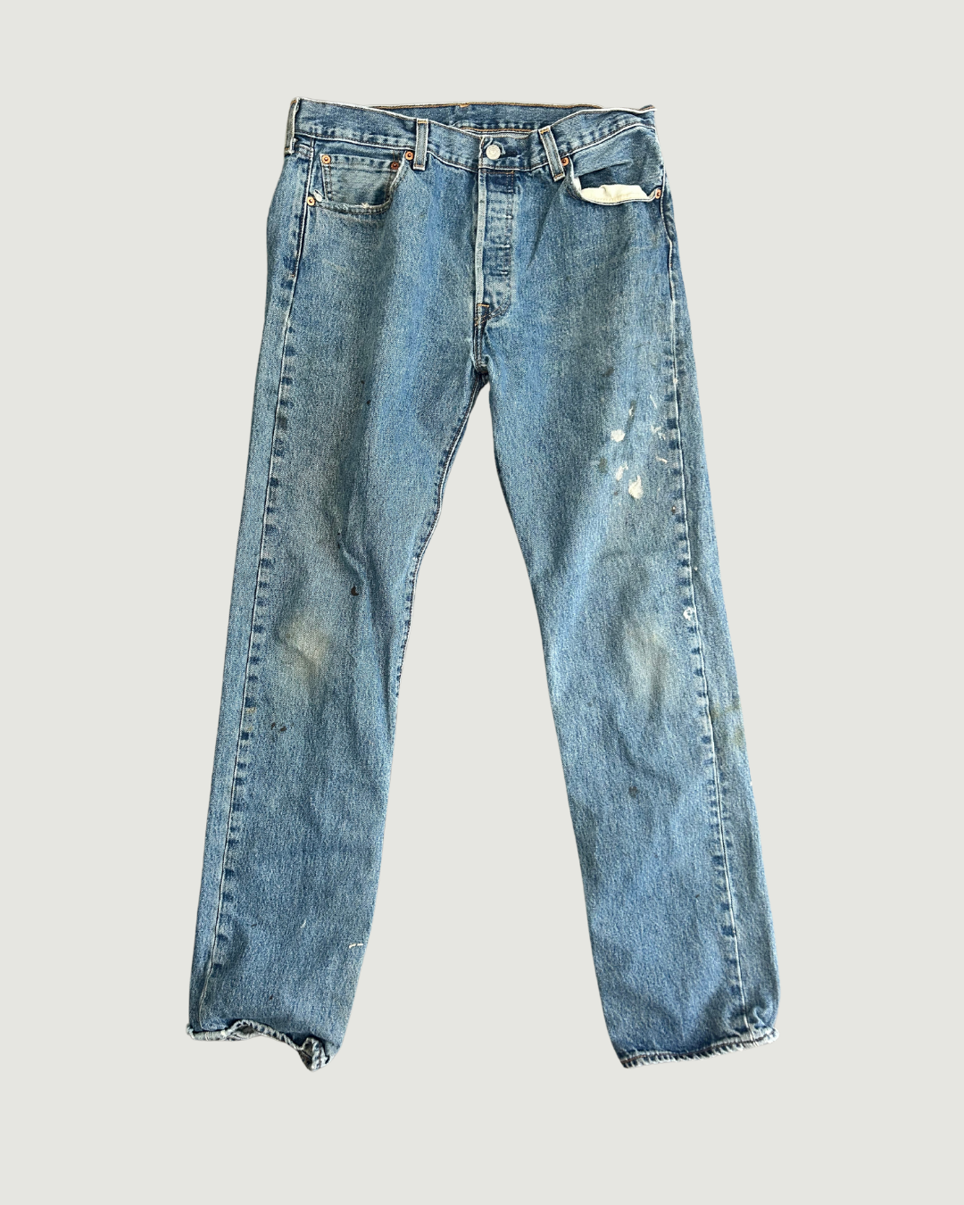 Levi’s 501 Medium Wash (Paint Splatter)