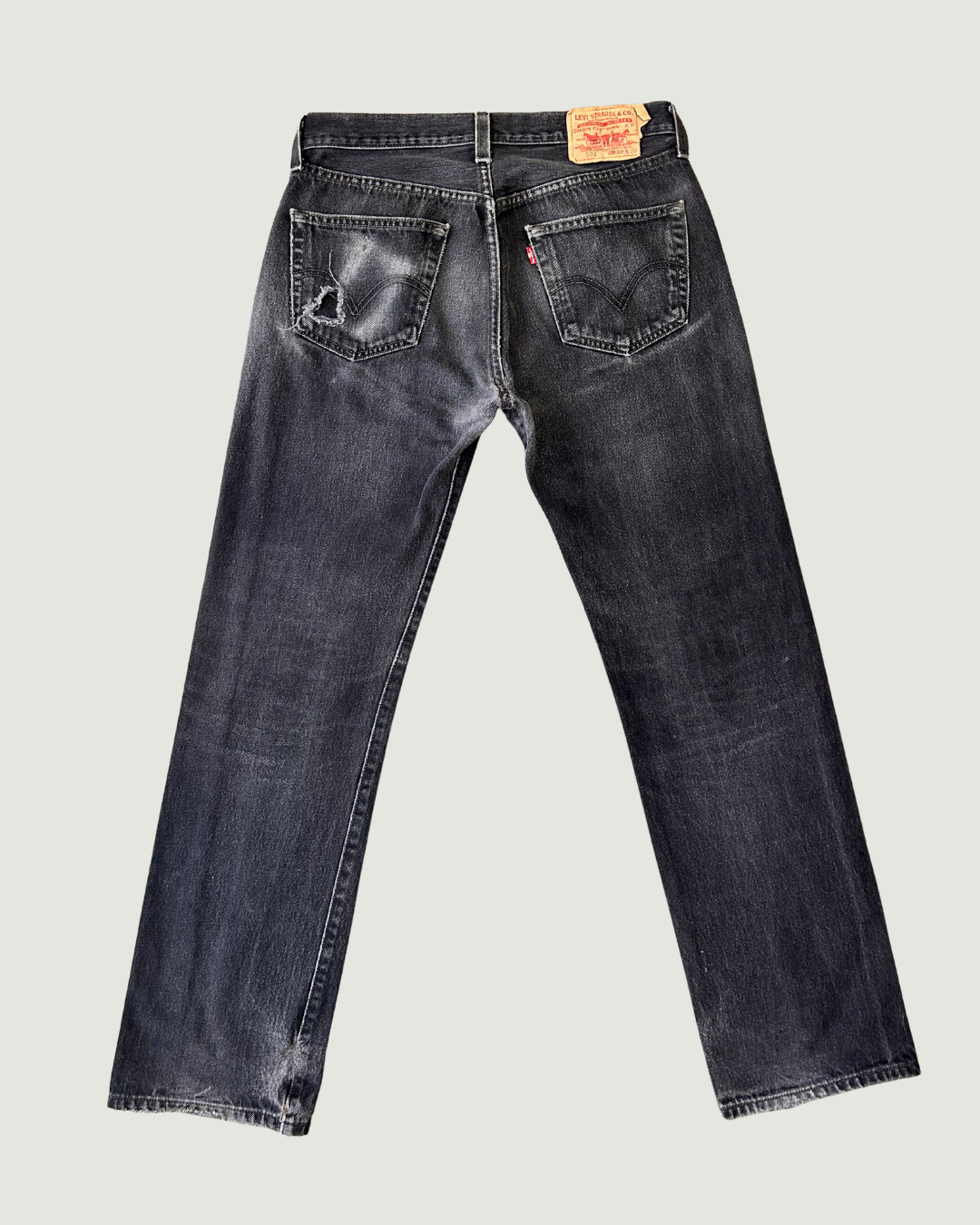 Waist 32.5 - Black Wash
