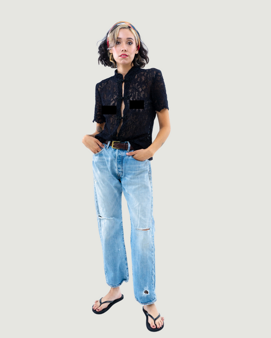 Levi's 501 Medium Wash (Destroyed)